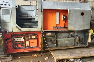 Demag 350 Ton Injection Moulding Machine - 2
